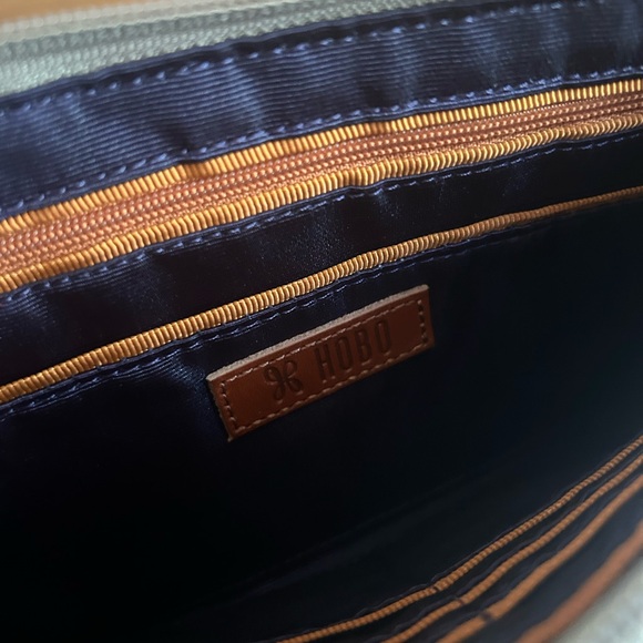 HOBO Vida Wristlet Wallet Pouch in a Glam Snake Print - Picture 6 of 8